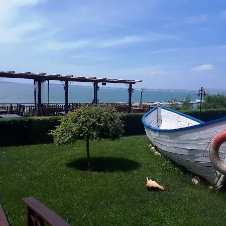 Manastira 1 With Sea View Eh شقة